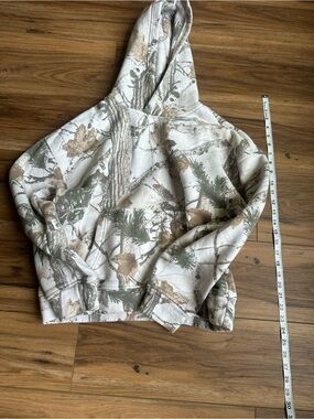 Hollister White, Tan & Green Camo Hooded Pullover